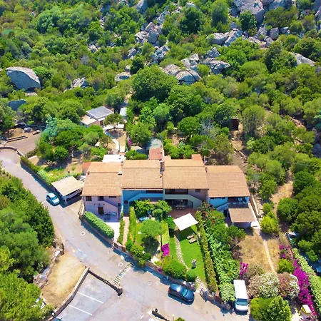 Lägenhet New! Private Garden, Sleeps 8 In - Wifi & Private Parking - By Coral *